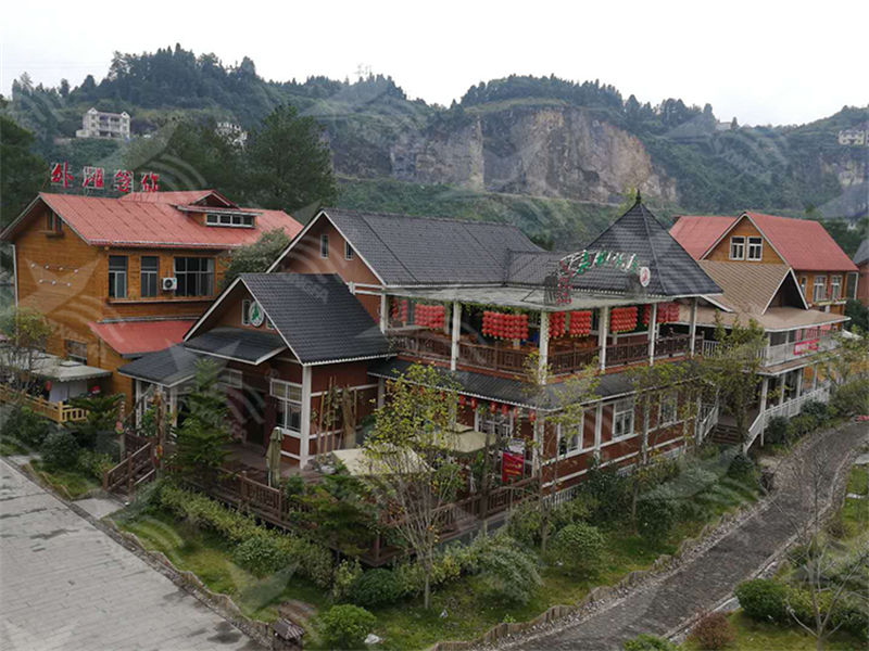 選擇合成樹脂瓦，為南方屋頂雨季防水護(hù)航